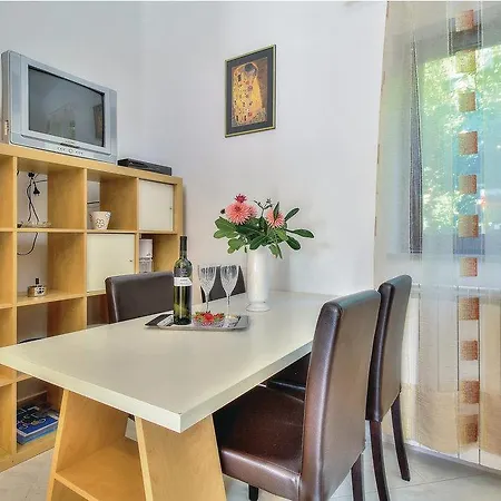 Apartmani Mirjana Valica Apartment