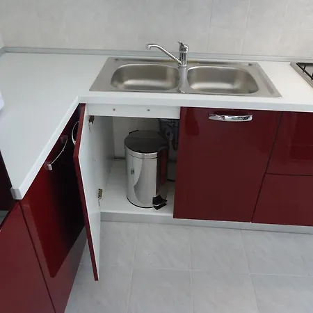 Apartmani Mirjana Valica *