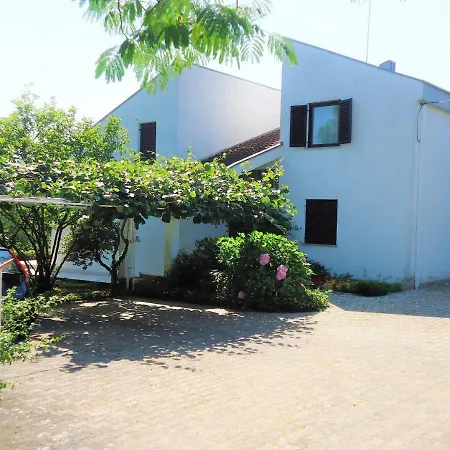 Apartmani Mirjana Valica Apartment